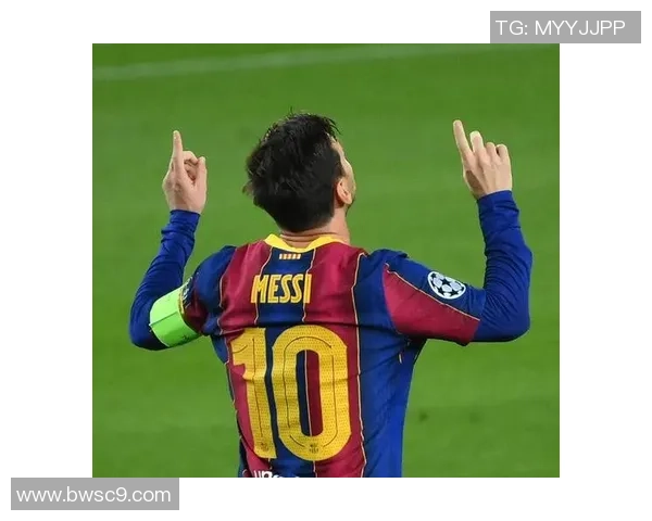 足球传奇二号球星是谁他的伟大成就与影响力解析 足球传奇二号球星是谁他的伟大成就与影响力解析