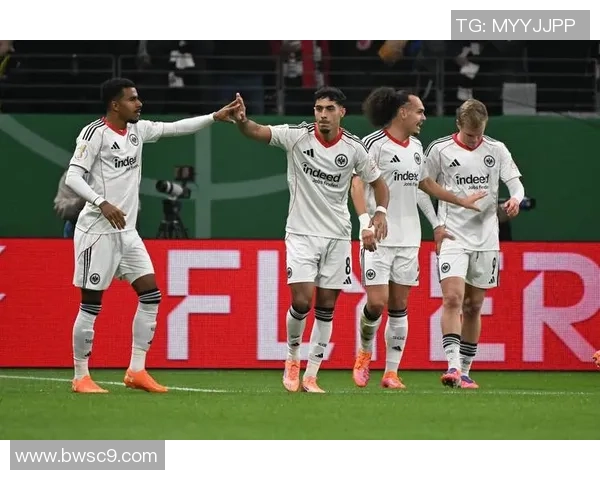 德国足球顶级球星全方位排名解析 德国足坛现状与历史对比 德国足球顶级球星全方位排名解析 德国足坛现状与历史对比